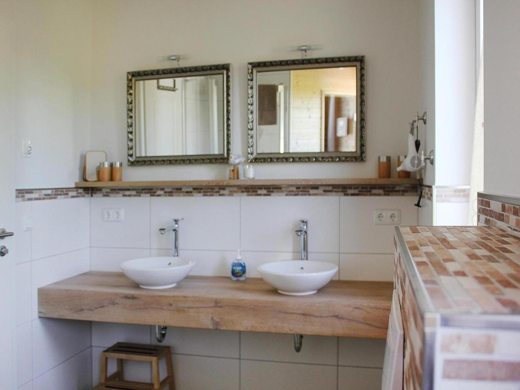 Doppelhaushaelfte Breetzer Boddentraum Im Hafendorf Holiday home *