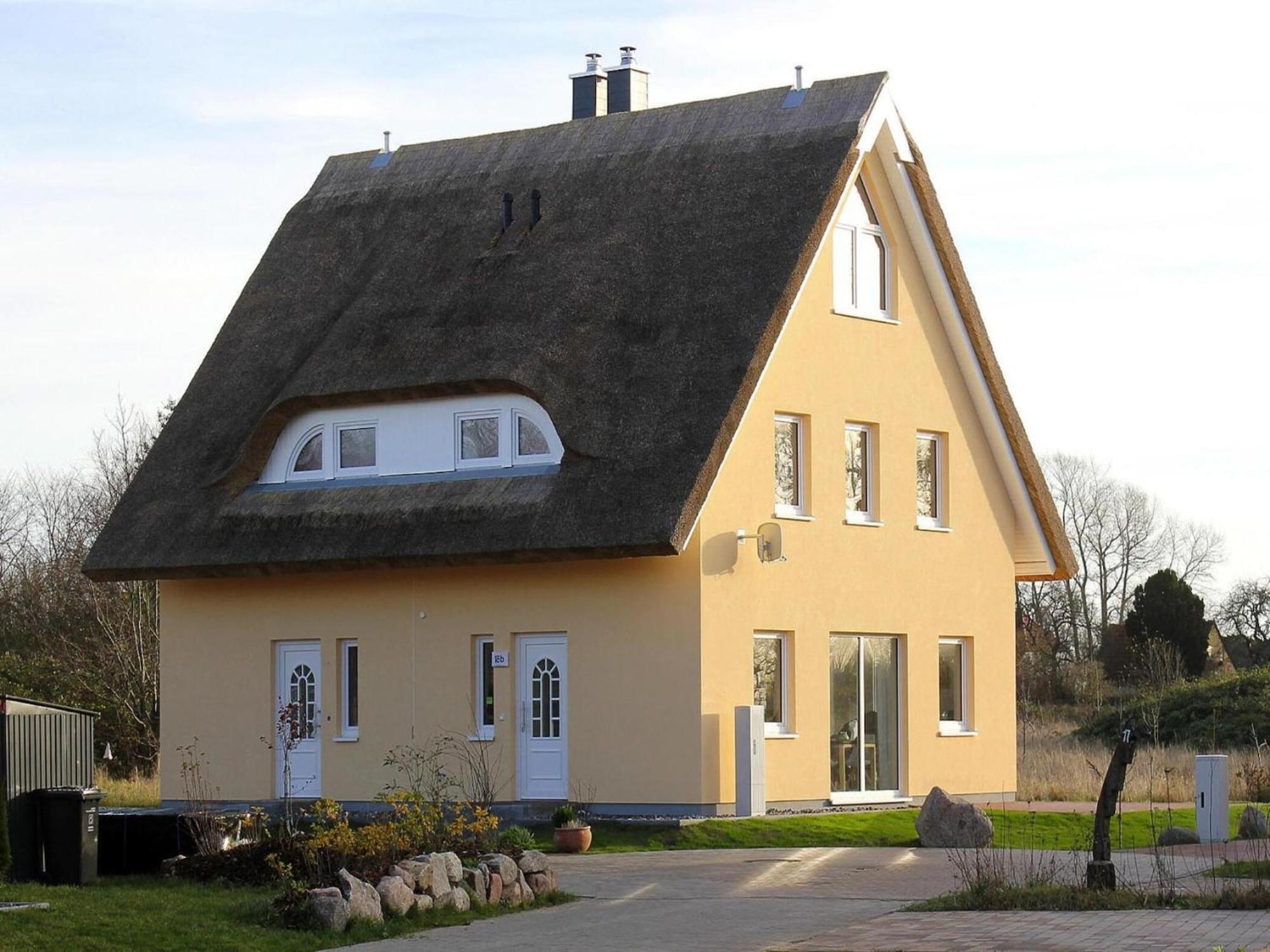 Holiday home Doppelhaushaelfte Breetzer Boddentraum Im Hafendorf Vieregge